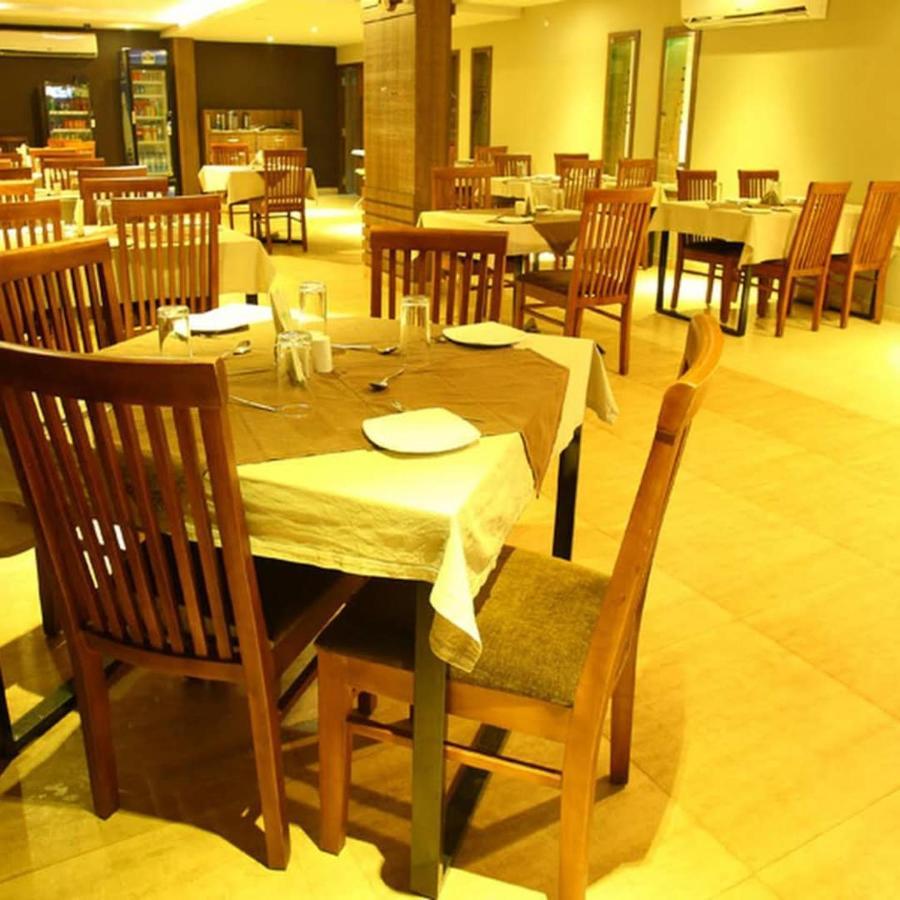 Hotel Monarch Kozhikode Exterior foto